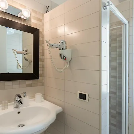 Del Fiore בית הארחה קליארי