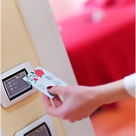 Del Fiore קליארי